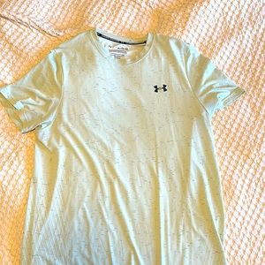 Men’s Under Armour Shirt